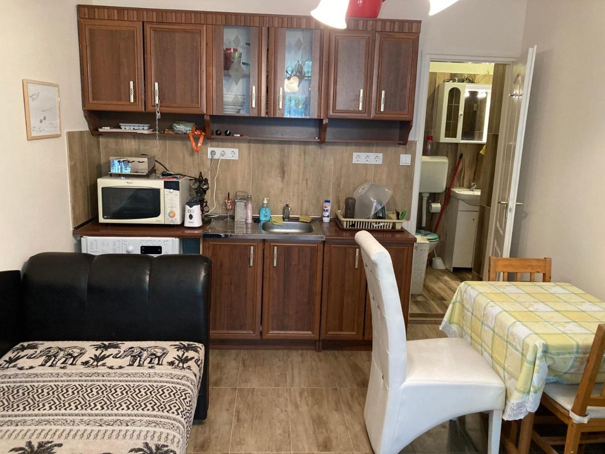 Roland Apartmant Zuglo Budapeste Exterior foto