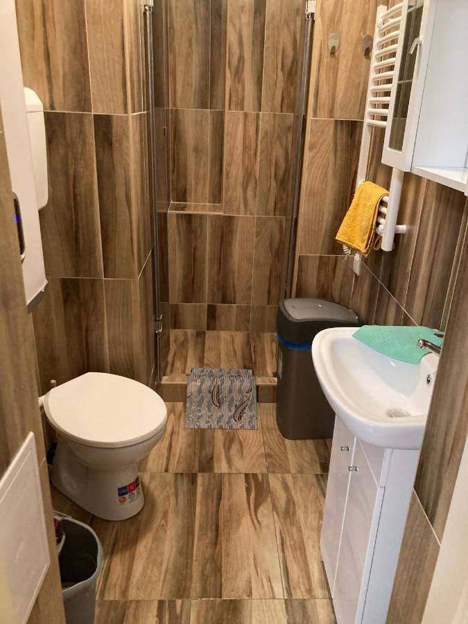 Roland Apartmant Zuglo Budapeste Exterior foto