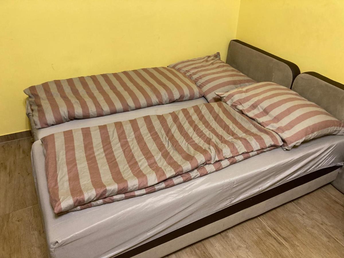 Roland Apartmant Zuglo Budapeste Exterior foto